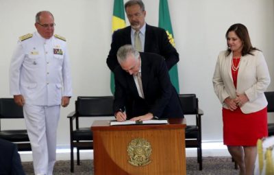 temer 400x255 - Temer sanciona lei que garante às mulheres acesso a todos os cargos da Marinha