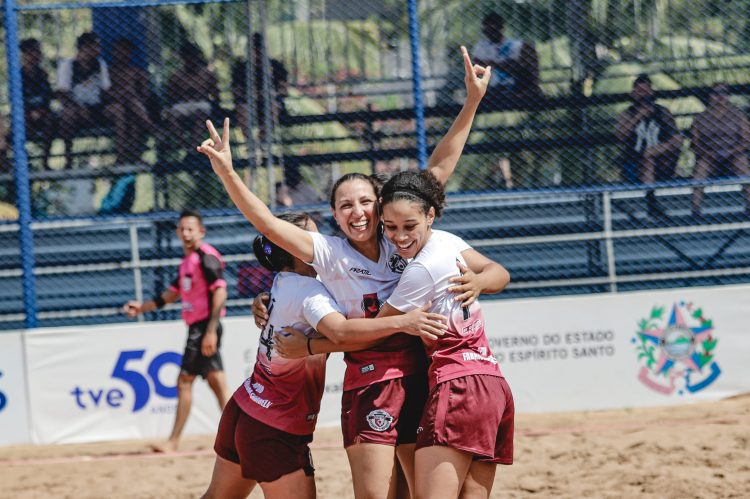 Aracruz e Vitória avançam à próxima fase do Estadual feminino de beach soccer 2024