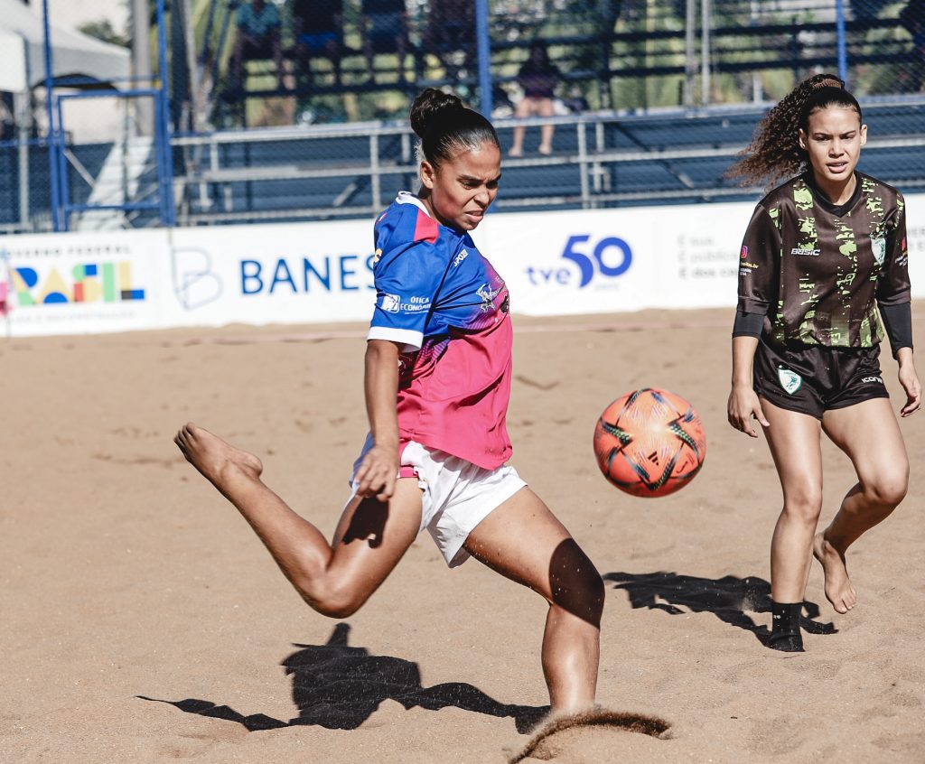 IMG 9511 1024x846 - Definidos os semifinalistas do Campeonato Estadual Feminino de beach soccer 2024