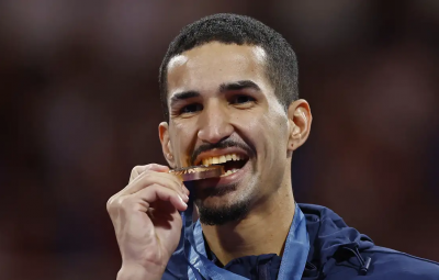 edivaldo pontes medalha de prata olimpiada de paris 400x255 - Edival Pontes conquista bronze para o Brasil no taekwondo