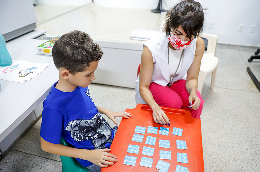 Projeto proíbe que planos de saúde neguem atendimento a autistas