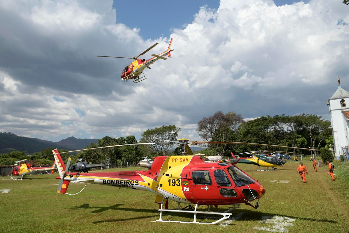 Bombeiros lançarão flores no local de rompimento de barragem